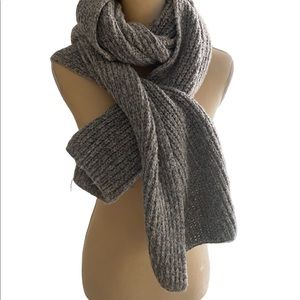 Cozy Halogen scarf